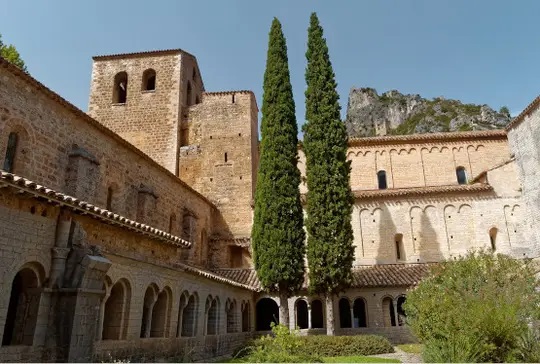 Cloitre abbaye gellone